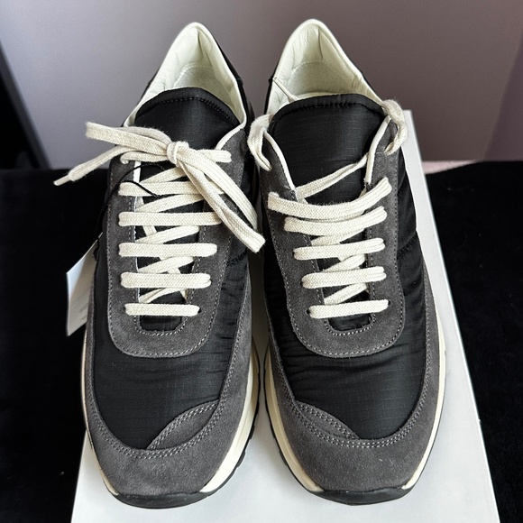 Common Projects Track Classic Sneakers - Picture 2 of 14